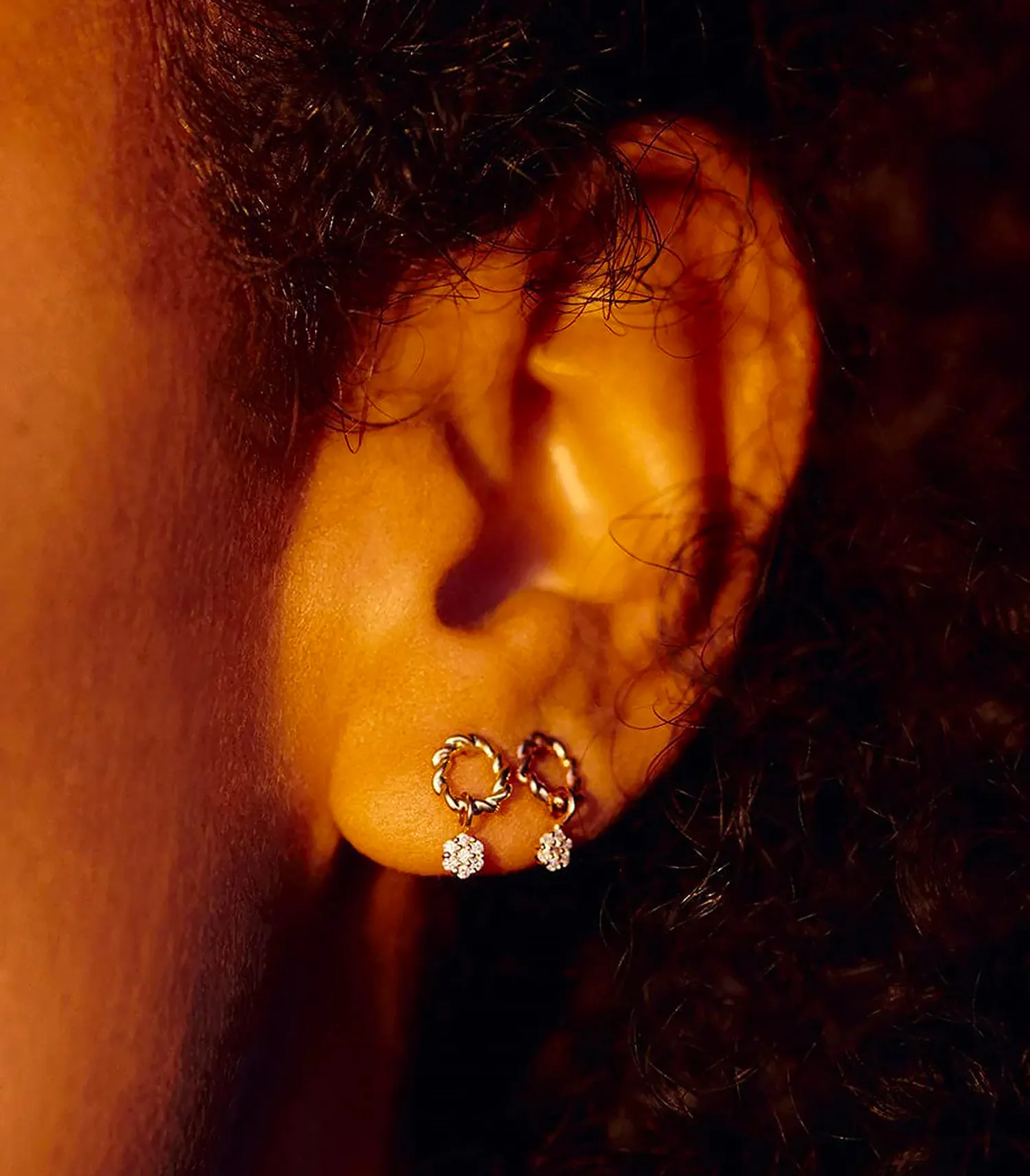 Boucle d'oreille Puce Dunaway Or Jaune et Diamants Stone Paris - Jane de Boy