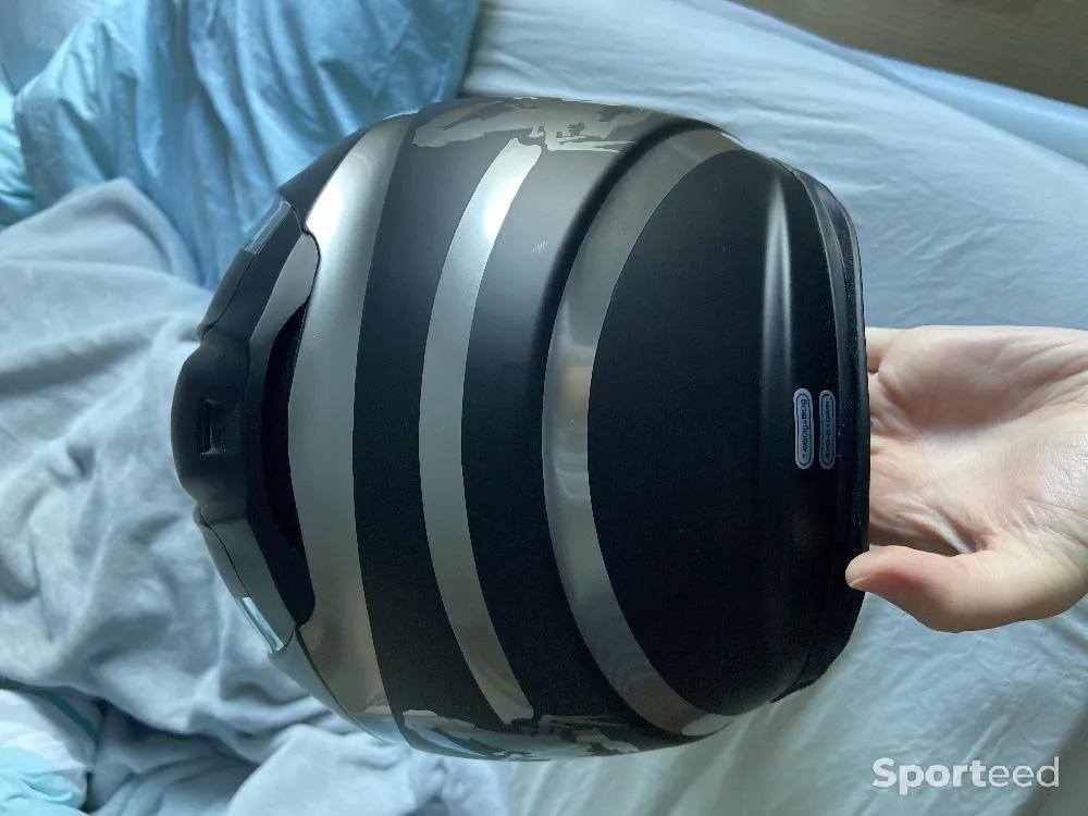 Casque de moto  d'occasion Ajouté le : 03/10/2024