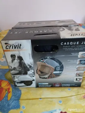 Casque jet pour moto  neuf Ajouté le : 08/08/2023