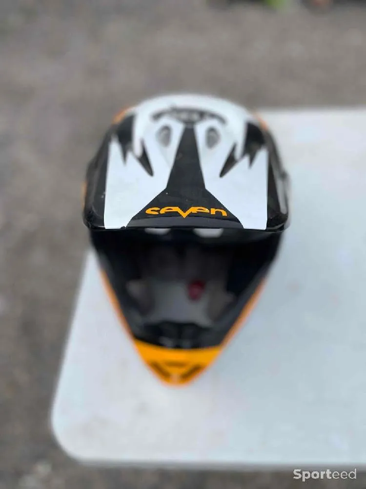 Casque moto  d'occasion Ajouté le : 29/03/2023