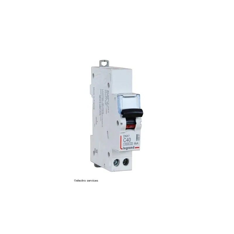 Disjoncteur DNX³4500 6kA auto -  vis - U+N 230V~ 40A courbe C - 1 module Legrand