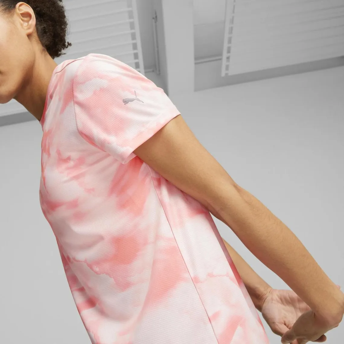 T-Shirt Femme W RUN FAV AOP TEE rose en coton | 3 Suisses